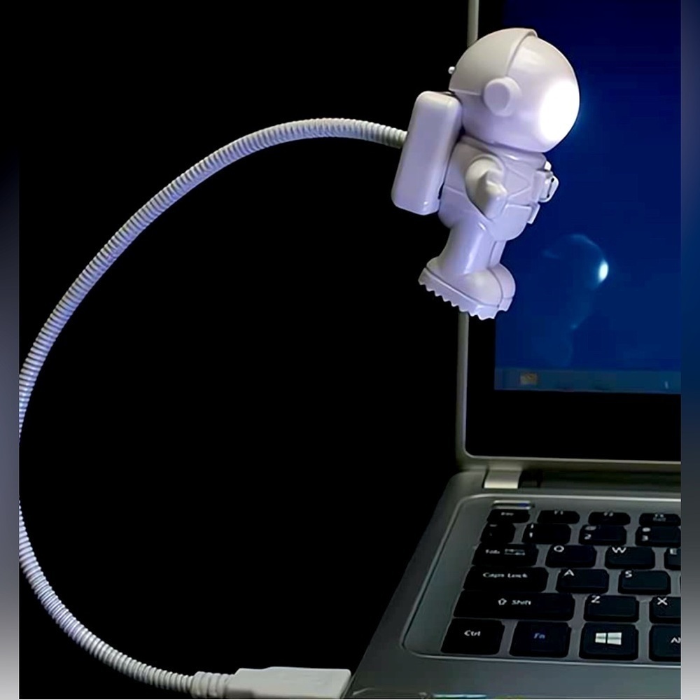 USB Astronaut LED Light Astronaut Night Light Creative Book Light Computer